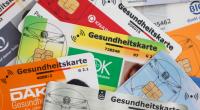 Im März erhöhen sich die Krankenkassenbeiträge für Rentner und Rentnerinnen.