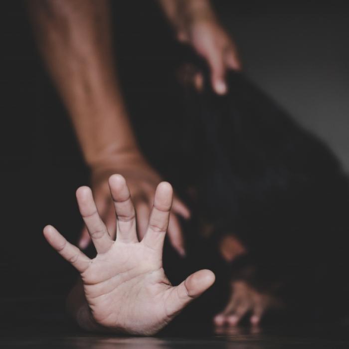Mann vergewaltigt Frau mehrfach im Schlaf - keine Anklage!