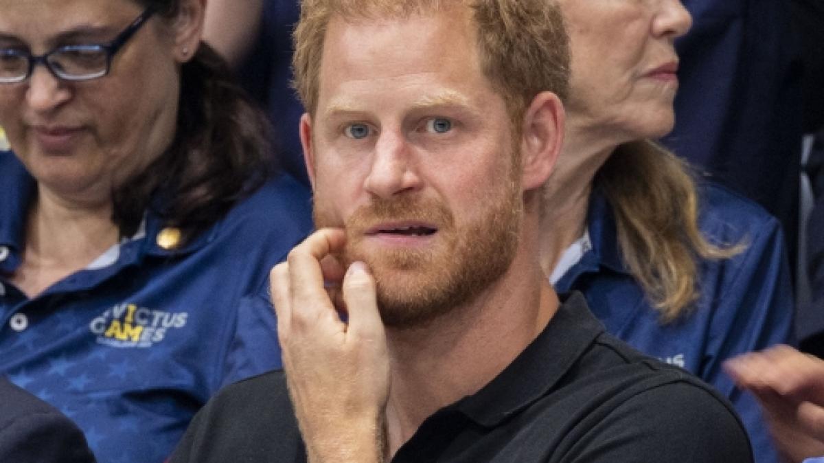 Viereinhalb Jahre nach der Megxit-Trennung soll Prinz Harry Einsch&auml;tzungen von Royals-Experten zufolge bitterlich unter dem Familienstreit im K&ouml;nigshaus leiden. (Foto)