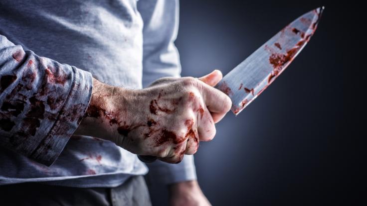 Horror murder in Russia: your blood dripped into the neighboring apartment!  Pregnant women (21) beheaded by husband