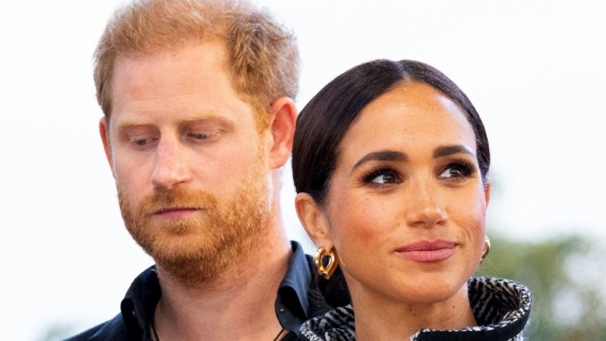 Ein Foto sagt mehr als tausend Worte: Dass Prinz Harry mit seinem neuen Leben abseits des K&ouml;nigshauses nicht rundum zufrieden ist, kann man dem K&ouml;nigssohn unschwer ansehen. (Foto)