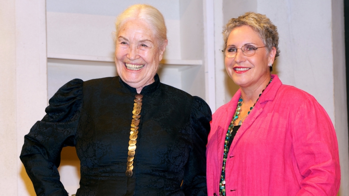 Ellen Schwiers (links) m&ouml;chte sterben. (Foto)