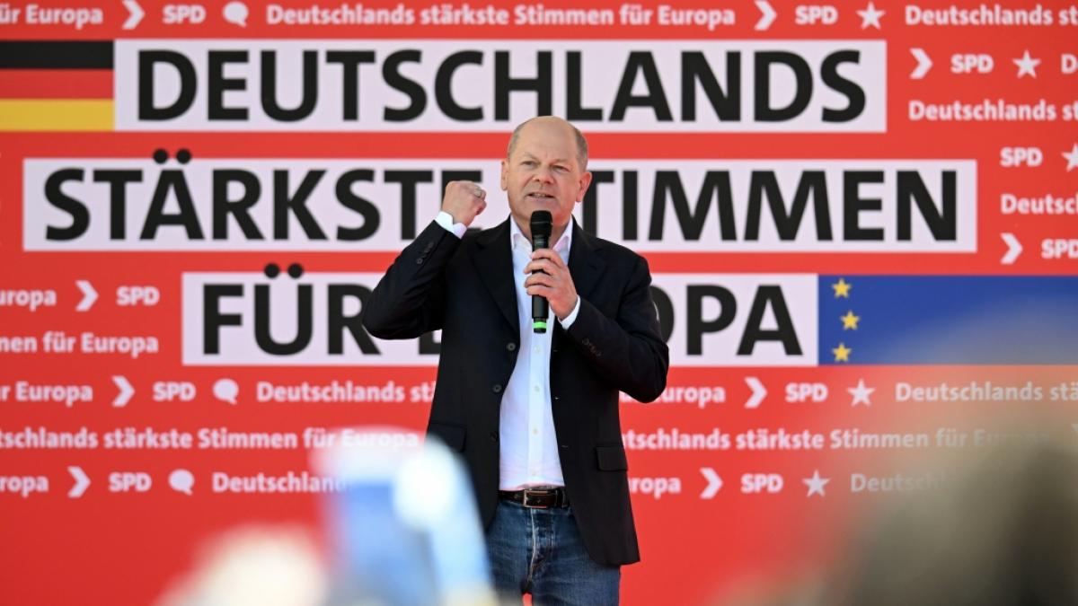 Bundeskanzler Olaf Scholz sieht Pl&auml;ne zur besseren Luftabwehr durch die Nato f&uuml;r die Ukraine kritisch. (Foto)