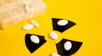 Aus Angst vor einer Nuklear-Katastrophe werden in der Ukraine bereit Jodtabletten verteilt.