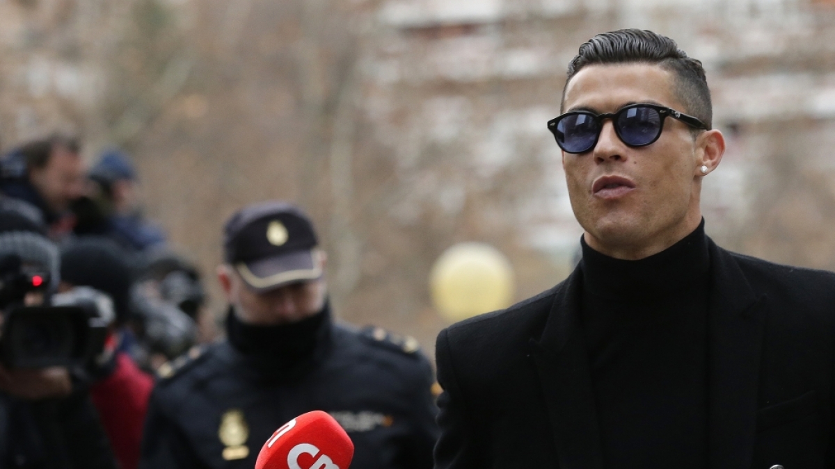 Fu&szlig;ball-Star Cristiano Ronaldo sorgt sich um seine Mutter. (Foto)