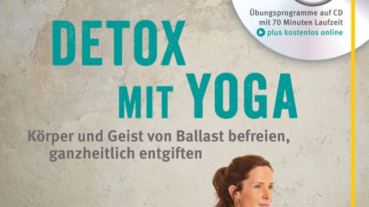 Yoga und Detox-Ernährung eignen sich perfekt, um den Körper zu entgiften.