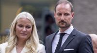 Norwegens Kronprinzessin Mette-Marit, hier mit ihrem Mann Haakon, steht wegen ihrer Freundschaft mit Jeffrey Epstein in der Schusslinie.