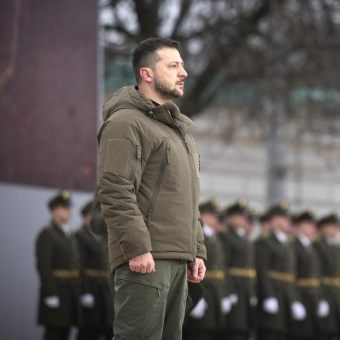 Zoff mit wichtigstem General! Ukraine-Präsident hält an Bachmut fest