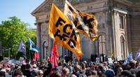 Gegen die menschen- und demokratieverachtende Politik der AfD gehen auch im September 2025 wieder bundesweit Menschen bei Demonstrationen auf die Straße.