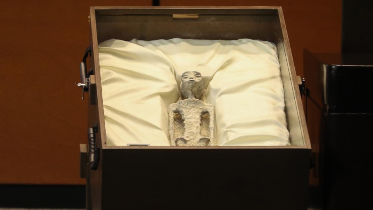 Die mumifizierten &Uuml;berreste eines Wesens, das "nicht-menschlichen Ursprungs" sein soll, versetzt Ufologen derzeit in helle Aufregung. (Foto)
