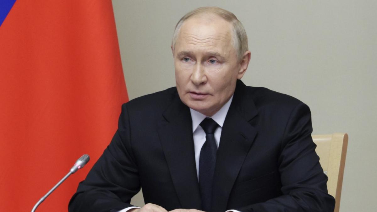 Wladimir Putin wirkte bei seinem letzten &ouml;ffentlichen Auftritt sichtlich nerv&ouml;s. (Foto)