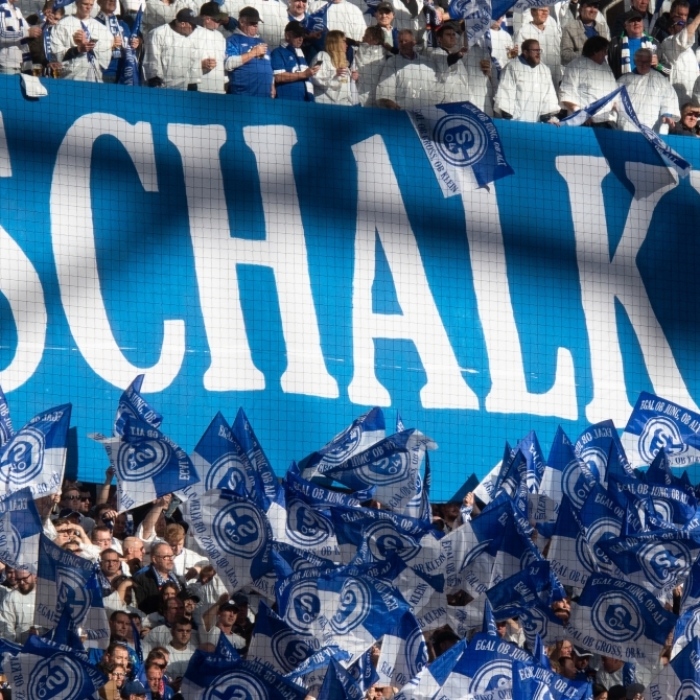 Kabadayi schnürt Doppelpack! S04 siegt daheim gegen St. Pauli