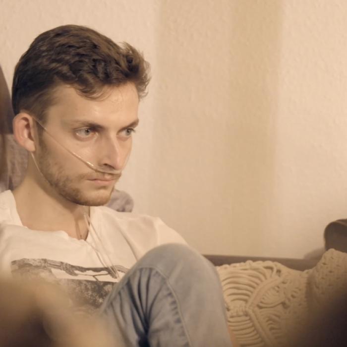 Die letzten Momente seiner Schwester! Doku offenbart Familiendrama