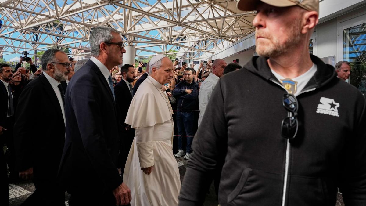 Nur anderthalb Jahre nach seiner Wahl ist Papst Leo XIV. an Lungenkrebs erkrankt. (Foto)
