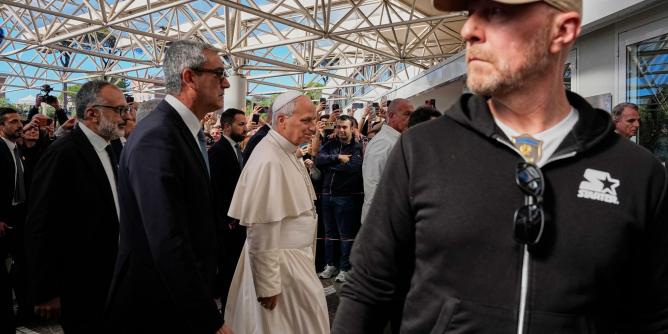 Papst Leo XIV. schwer krank