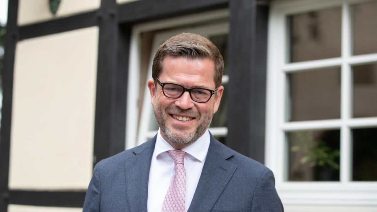 Karl-Theodor zu Guttenberg wird bei RTL Nachfolger von G&uuml;nther Jauch. (Foto)