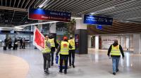 An den beiden größten Flughäfen in Nordrhein-Westfalen, Düsseldorf und Köln/Bonn, haben ganztägige Warnstreiks begonnen.