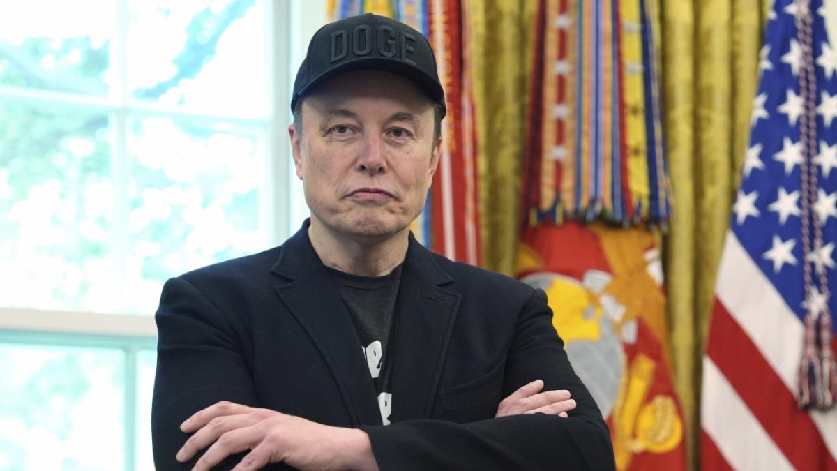 Elon Musk und seinem Autohersteller drohen durch Donald Trumps "One Big Beautiful Bill" schwere Zeiten. (Foto)