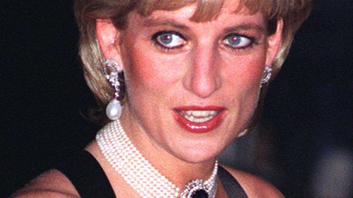 Freunde schlugen vor, dass Prinzessin Diana beim Sex Camilla-Per&uuml;cken tr&auml;gt. (Foto)