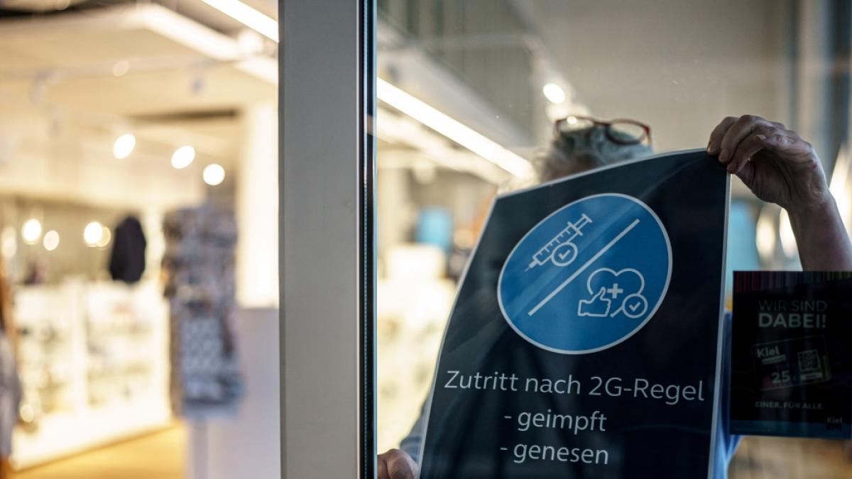 Coronaleugner &auml;tzen bei Twitter &uuml;ber &Ouml;ffnungspl&auml;ne und fordern einen FreedomDay. (Foto)
