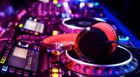 Trauer um Mister Cee: Der legendäre US-DJ, der mit bürgerlichem Namen Calvin LeBrun hieß, ist im Alter von 57 Jahren gestorben (Symbolfoto).