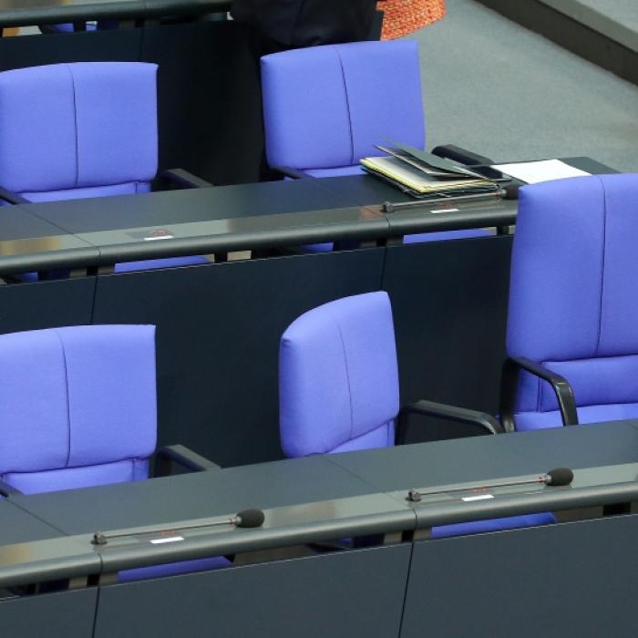 Schwänzer aufgedeckt! DIESE Politiker fehlen besonders oft