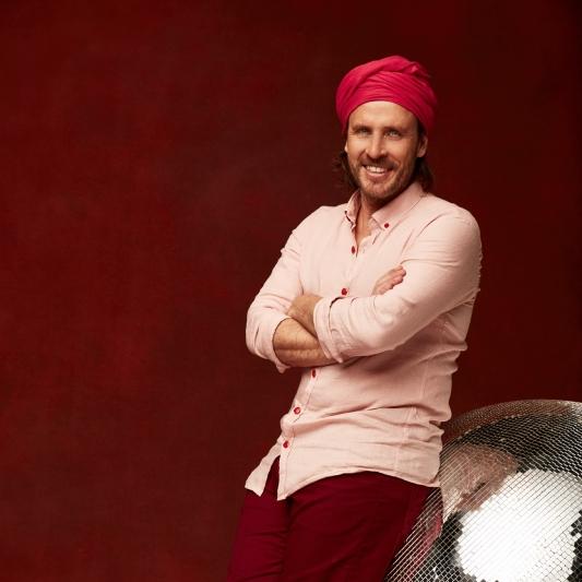 So lebt der Mann mit Turban mit Ehefrau und Kindern
