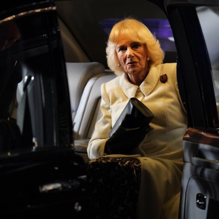 König Charles III. sitzengelassen! Ehefrau Camilla macht sich rar