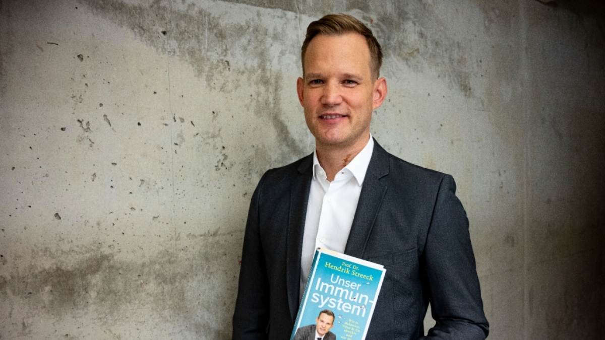 Corona-News Deutschland: Virologe Hendrik Streeck sieht in der sinkenden Inzidenz ein "sehr gutes Zeichen". (Foto)