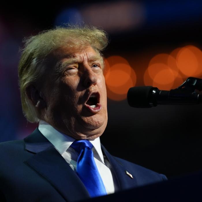 US-Präsident vor aller Augen entblößt - der Spott folgt auf dem Fuße