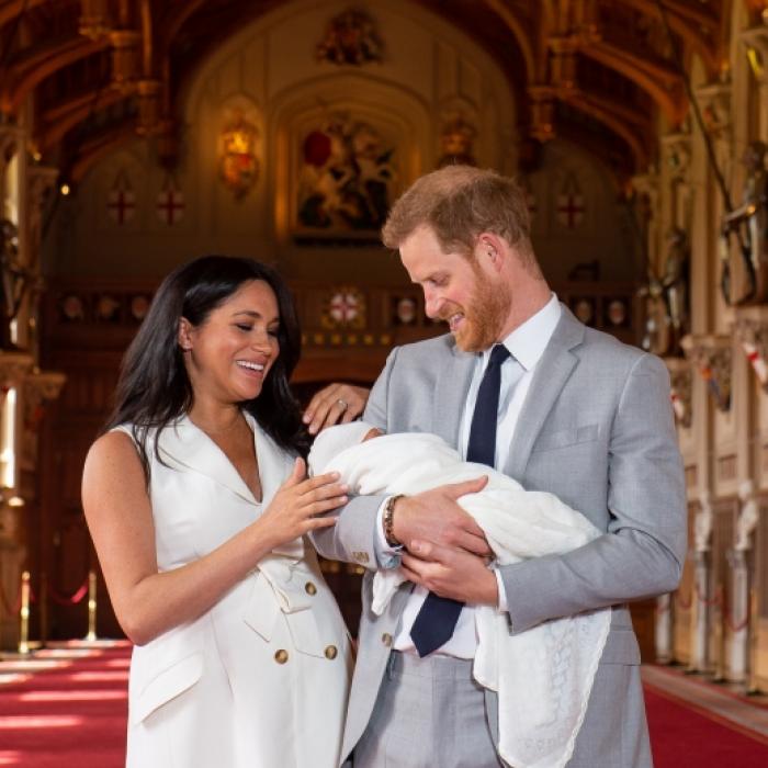 Baby Archie wird KEIN Prinz! Das bedeutet der Name von Harrys Sohn