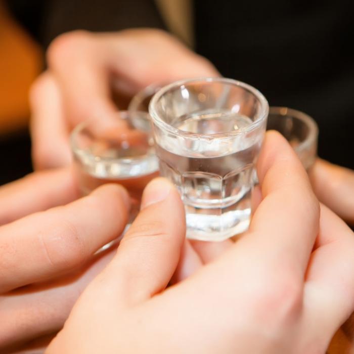 32 Tote! Gepanschter Schnaps sorgt für Massensterben