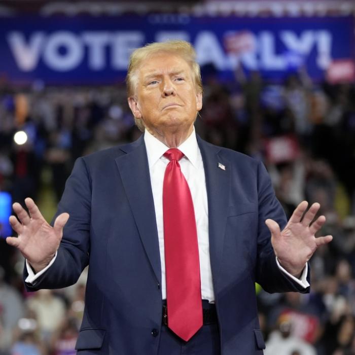Expertin schlägt Alarm: Damit gefährdet Trump die nationale Sicherheit