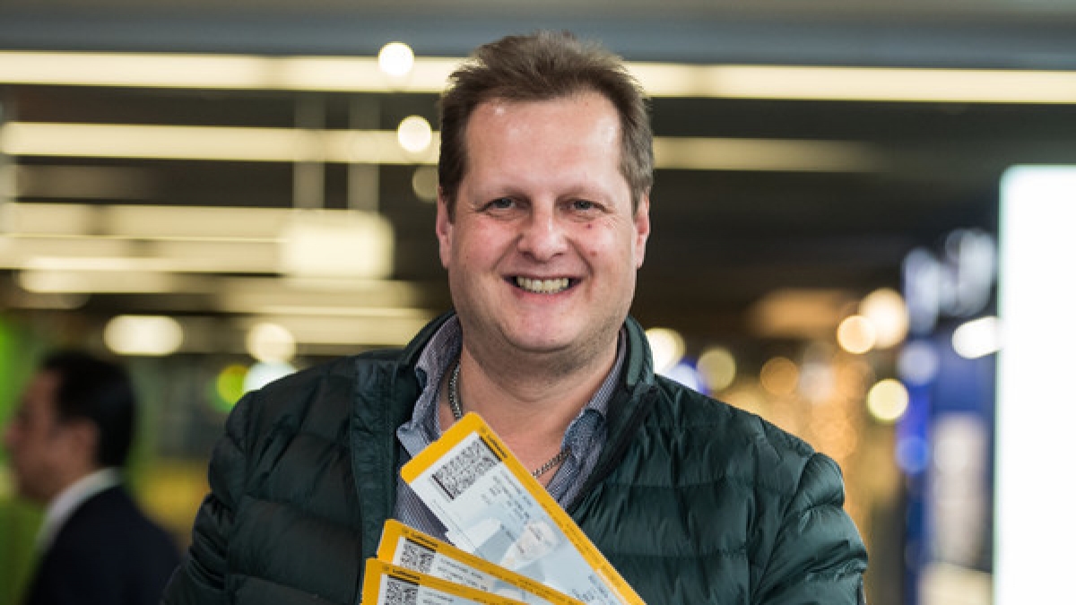 Jens B&uuml;chner beichtet bei "Goodbye Deutschland" seine traurige Wahrheit. (Foto)