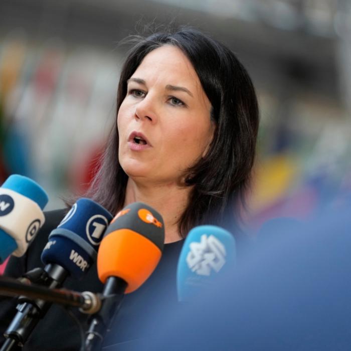 Eklat um Aussagen zur Putin-Wahl - Außenministerin soll sich 