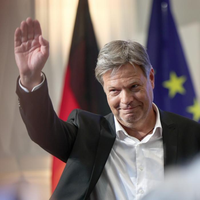 Verlässt der Grünen-Politiker Deutschland für diesen neuen Job?