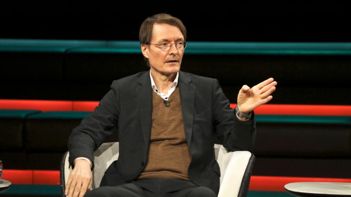 Karl Lauterbach zog bei "Markus Lanz" nach drei Jahren Corona-Pandemie eine Bilanz. (Foto)
