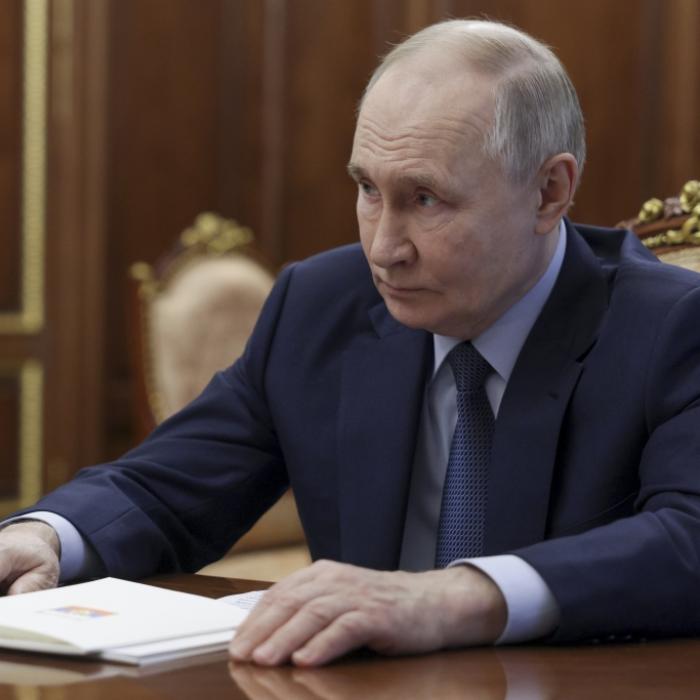 Video soll Abschuss zeigen - russischer Kampfjet explodiert