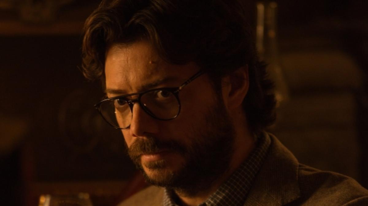 &Aacute;lvaro Morte in seiner Rolle als Professor in "Haus des Geldes". (Foto)