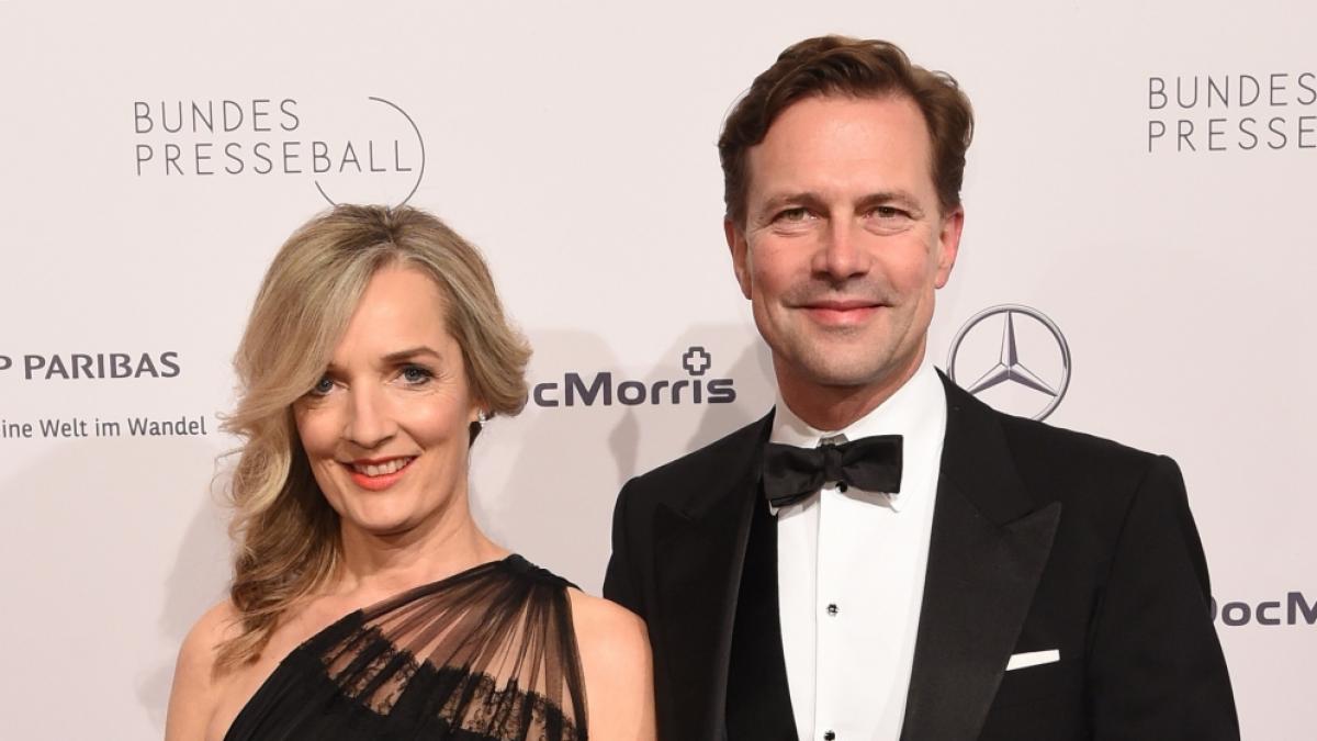 Sophia und Steffen Seibert beim 67. Bundespresseball 2018 in Berlin. (Foto)