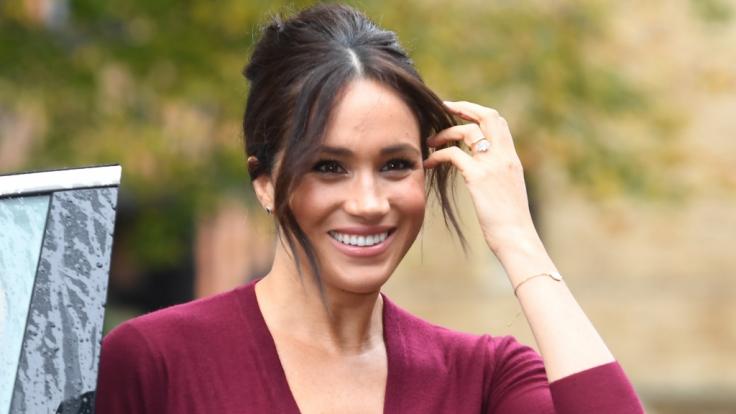 Samantha Markle kritisiert Meghan Markle für ihr Verhalten während der Coronakrise.