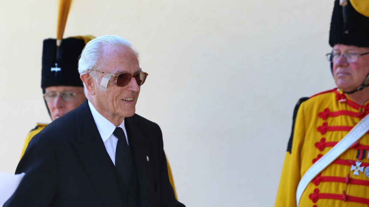 Herzog Franz von Bayern macht seine Aufwartung. (Foto)