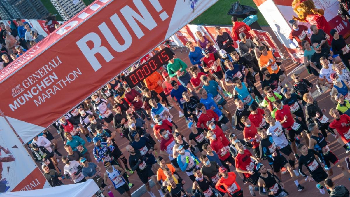 Am 12. Oktober k&auml;mpften beim M&uuml;nchen Marathon zahlreiche L&auml;ufer:innen um den Sieg. (Foto)