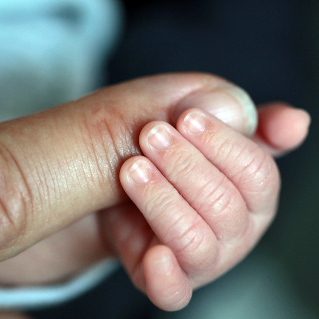 Kannibalen-Mutter will eigenes Baby essen
