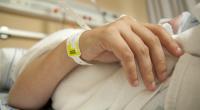 In einem Pflegeheim in Mecklenburg-Vorpommern soll ein Pfleger eine Wachkoma-Patientin missbraucht haben.