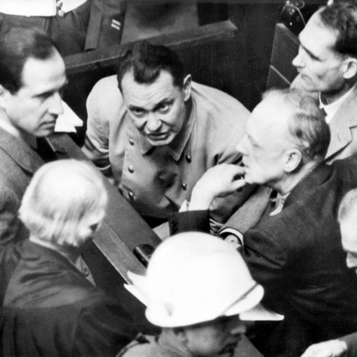 Brisante Liebesbriefe von NS-Kriegsverbrecher werden versteigert