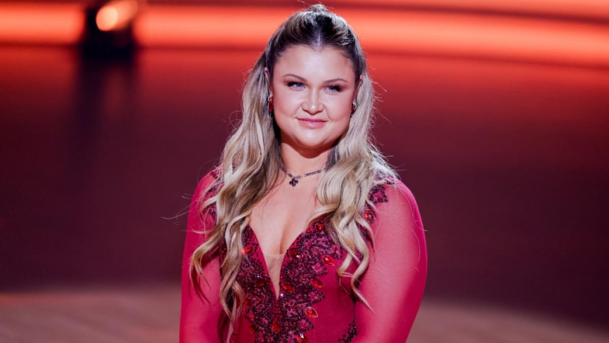 2024 nahm Fitness-Influencerin Sophia Thiel bei der RTL-Show "Le't Dance" teil. Laut eigener Aussage habe die 29-J&auml;hrige sich w&auml;hrend der Show mit ihrem K&ouml;rper sehr unwohl gef&uuml;hlt. (Foto)