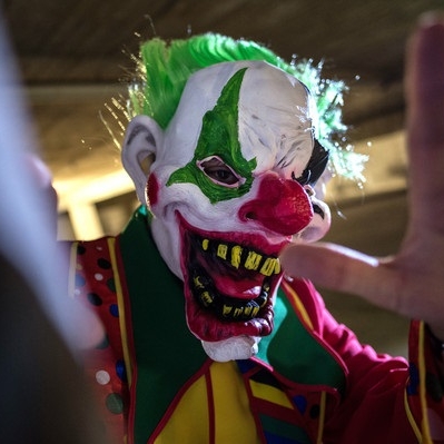 Wieder neue Angriffe - DAS sollten Sie im Falle einer Clown-Attacke tun