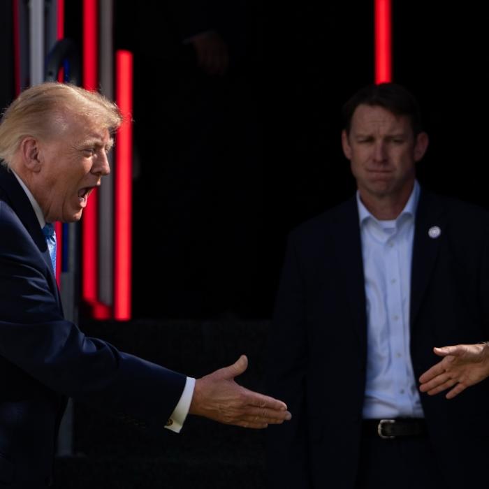 US-Präsident bringt Anthropic-CEO bei Dinner in fatale Zwickmühle