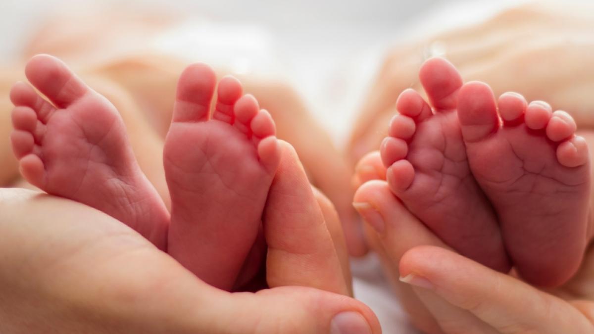 Eine Frau hat Zwillinge von 2 verschiedenen V&auml;tern bekommen. (Foto)